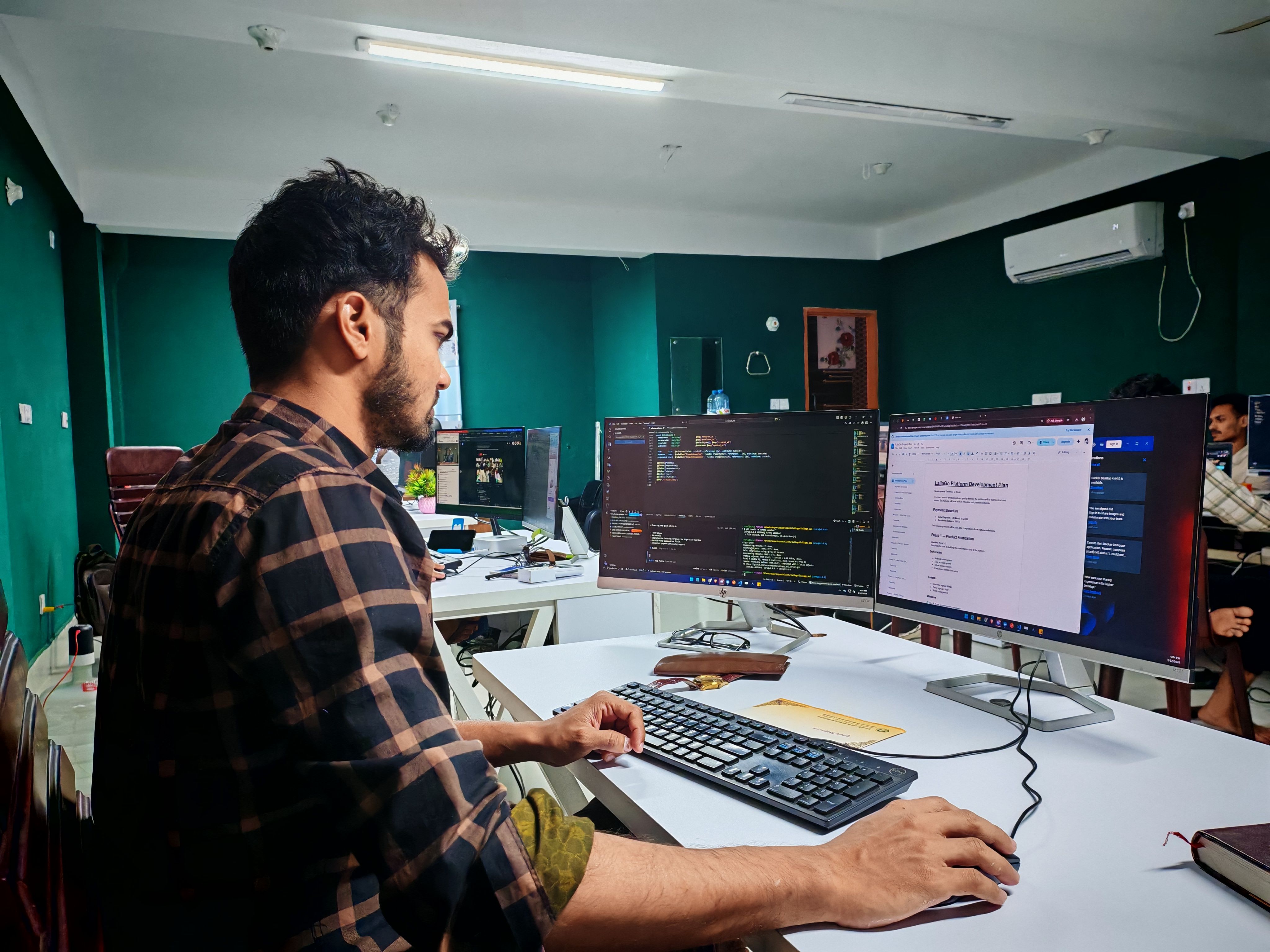 How to Choose a Software Development Company: Complete Guide for Startups & Businesses
