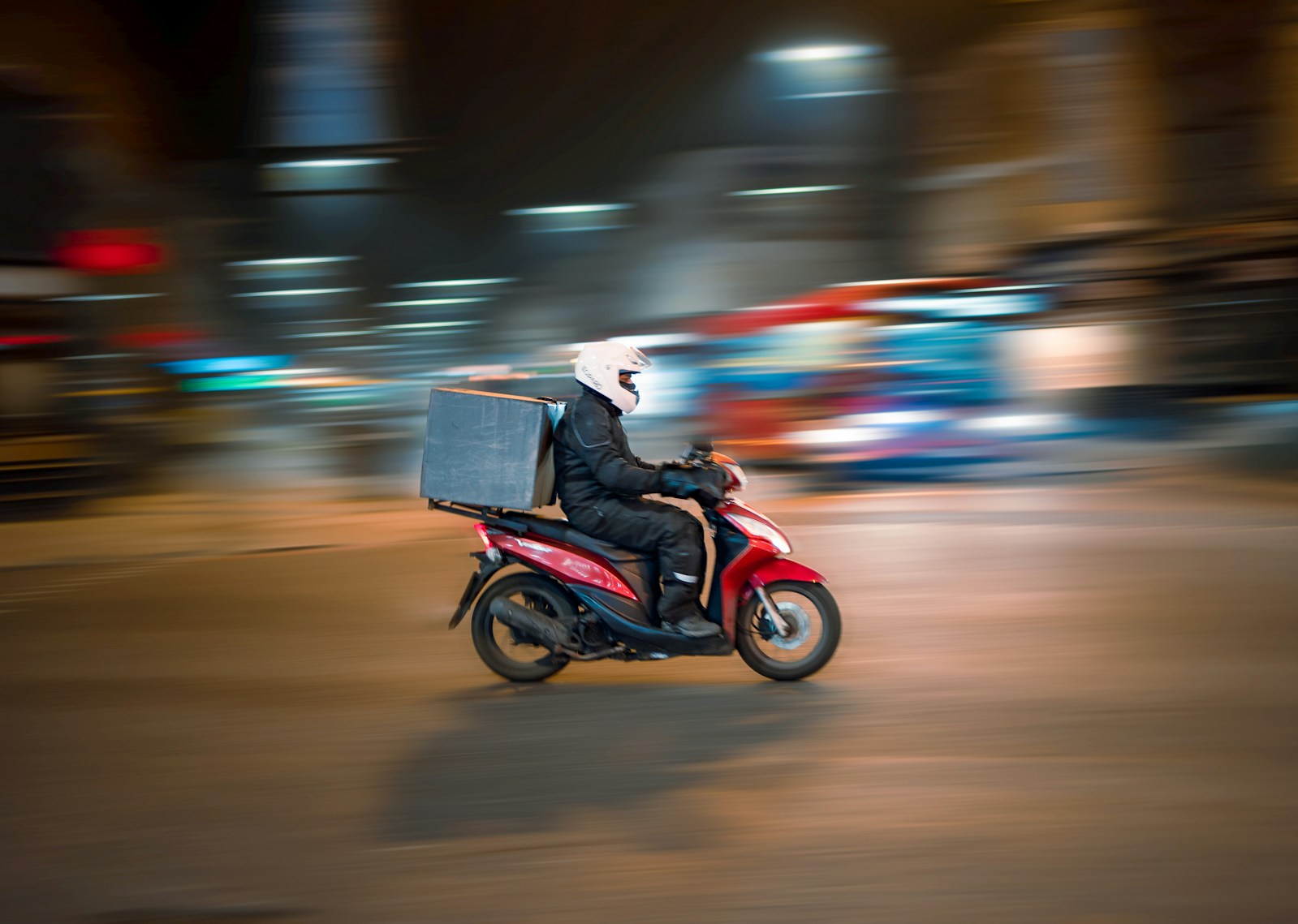 Hyper-Local Delivery & Logistics